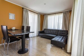 2 habitaciones, ropa de cama de alta calidad y cubrecamas 