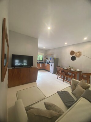 Living area - Beautiful Condo Ayook Tulum Region 15 (tulum)