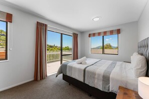 5 dormitorios, wifi gratis, ropa de cama