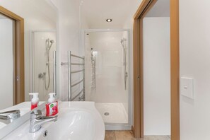 Towels - Hilltop Hideaway Taupo (Taupō)