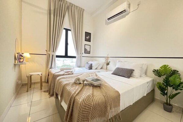 รูปภาพที่ไม่ได้จัดประเภท, 1 จาก 124, ปุ่ม