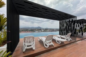 Unclassified image, 5 of 20, button - Ipoh Town Horizon Skypool Suites 4-11pax by IWH Suites (Ipoh)