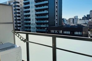 Room - Central Mansions (Osaka)