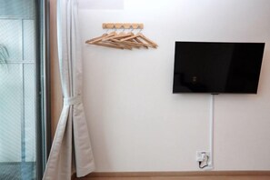 Room - Central Mansions (Osaka)