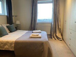 2 Schlafzimmer, Bügeleisen/Bügelbrett, WLAN, Bettwäsche