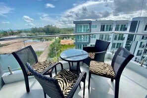 Cots/infant beds - Mantra Beach Condominium MaePhim - 2 (Klaeng)