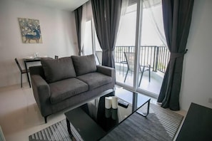 Cots/infant beds - Mantra Beach Condominium MaePhim - 2 (Klaeng)