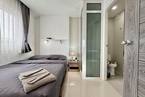 Cots/infant beds - Mantra Beach Condominium MaePhim - 2 (Klaeng)