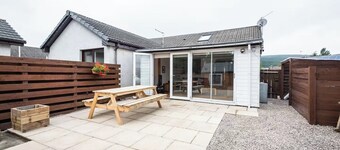 4guests-2br-privategarden-freeparking