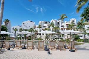 Outdoor pool, open 8:00 AM to 10:00 PM, pool umbrellas, sun loungers