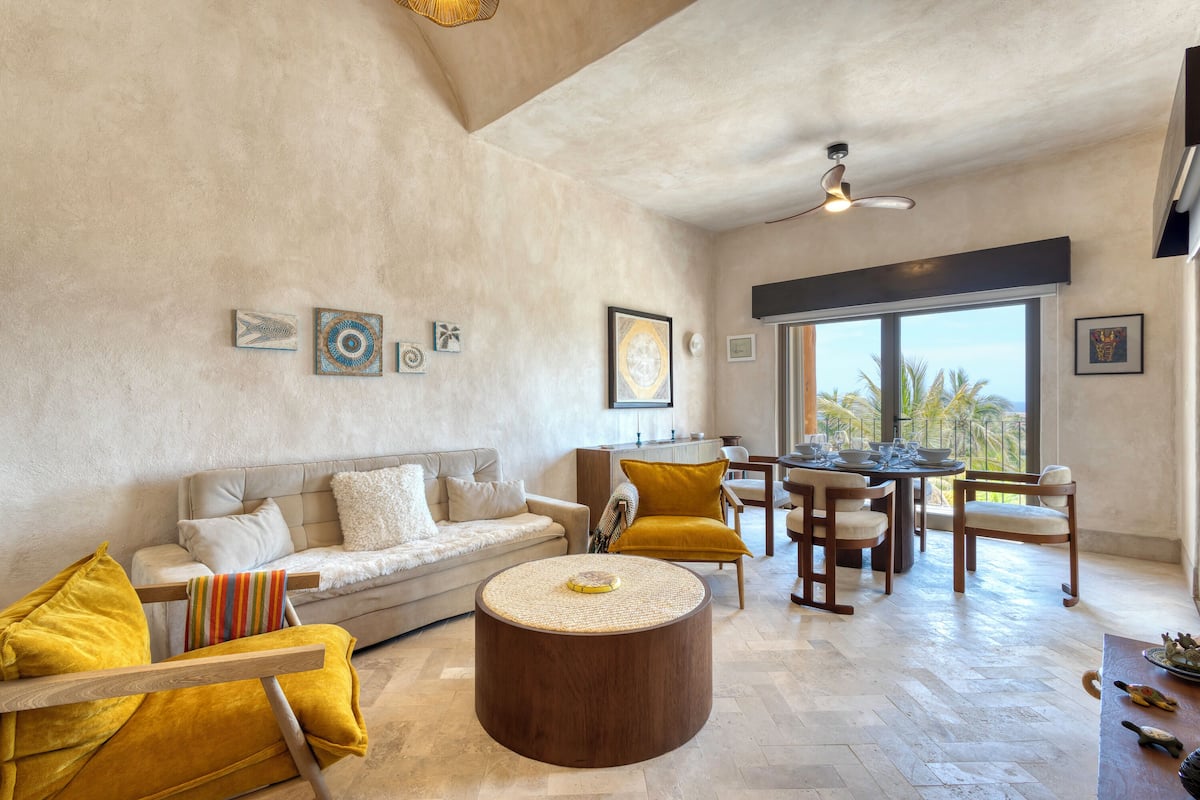Deluxe-Apartment, 1 Schlafzimmer, Balkon | Wohnzimmer