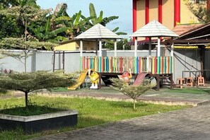 Children's area - Grand Wisata Hotel (Serabek River)