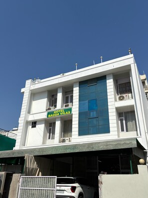 Front of property - Bagga Vilas (Jaipur)