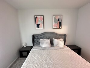 4 bedrooms, desk, iron/ironing board, WiFi