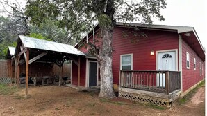 Exterior - Private Rooms in San Antonio walk to downtown (San Antonio)