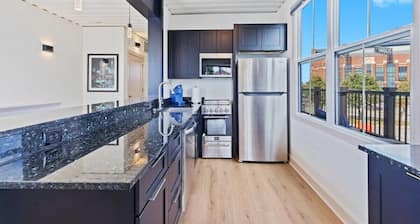 Indy Stadium Villas 711 T