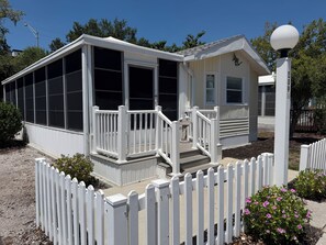 Exterior - Comfortable unit @ Sun Outdoors! Lots of Amenities! Siesta Key, Pine Craft, Shop (Sarasota)