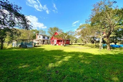 Tomy's Log House - Need Car