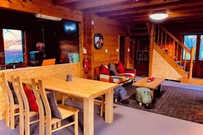 Unclassified image, 3 of 24, button - Tomy's Log House - Need Car (Shiraoi)