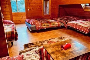 Bügeleisen/Bügelbrett, Babybetten