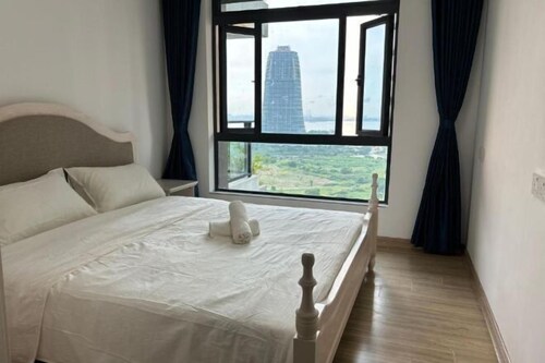 Cozy 2B1R 4pax condo Forest City 3A-3202