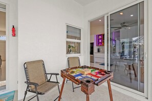 Outdoor dining - Waterfront Gulf Access Paradise in Marco Island – Pool, Jacuzzi & Game Room Fun! (Marco Island)