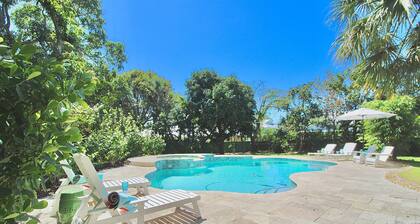 Reduced Rates! 4BR/3BA Home - Heated Pool - - Close to Beach and Historic Downtown Stuart!