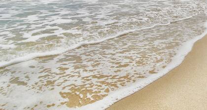 Pelicans Landing - 4BR/3BA Home - Heated Pool - - Close to Beach and Historic Downtown