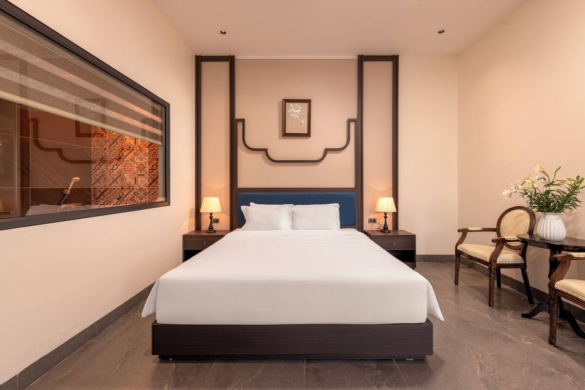 Premium bedding, memory-foam beds, minibar, in-room safe