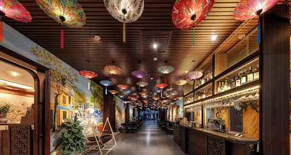 Tam Coc Center Luxury Hotel & Villa