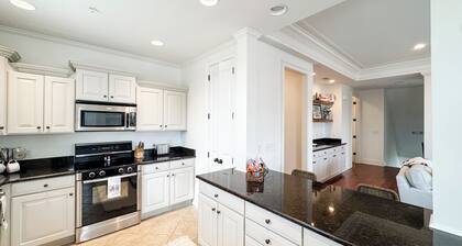 3 Bed/2 Bath Townhome on Oxford Country Club, w/i 3 miles of the Square & Grove