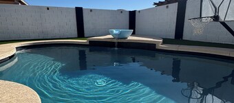 Stunning Remodeled Home w/ New Pool Near Cardinals Stadium