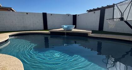 Stunning Remodeled Home w/ New Pool Near Cardinals Stadium