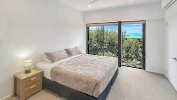 4 bedrooms, free WiFi