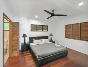 4 camere, Wi-Fi gratuito