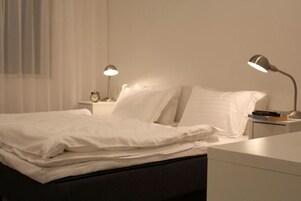2 habitaciones, tabla de planchar con plancha y wifi gratis 