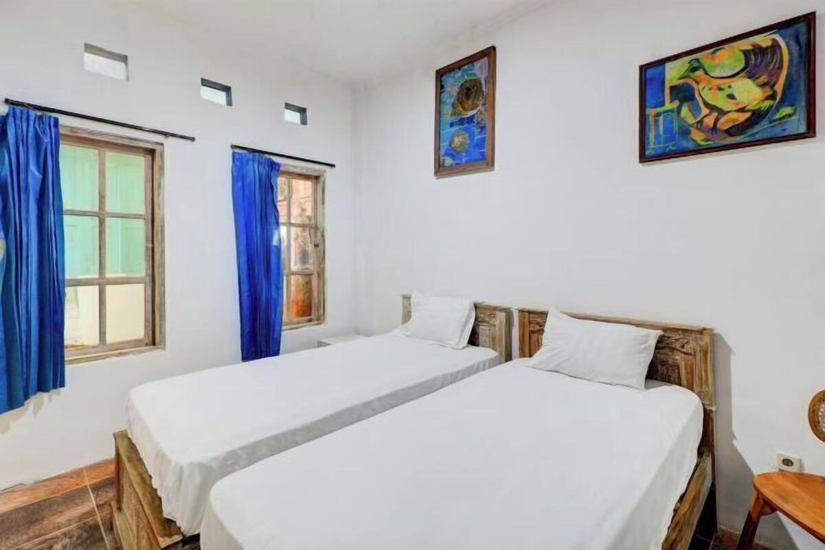 Premium bedding, free WiFi, bed sheets