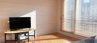 Large Apt. Awesome nature nearby, Pangyo