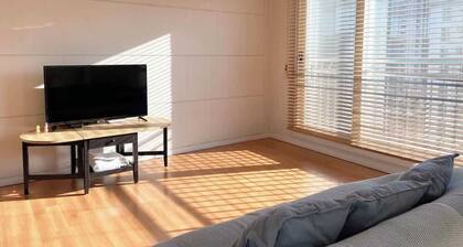 Large Apt. Awesome nature nearby, Pangyo