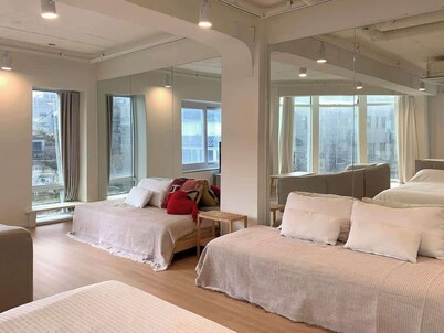 KSPO, Lotte Tower,Olympic park, Oversized studio