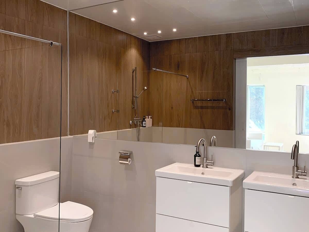 淋浴設備、風筒、提供毛巾、洗頭水