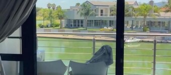 Lake Villa Hartebees