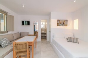 Superior Studio, Sea View