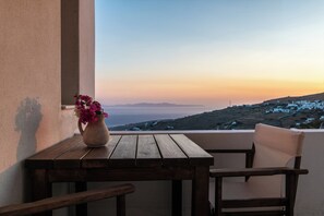 Estudio básico, vista al mar | Terraza o patio