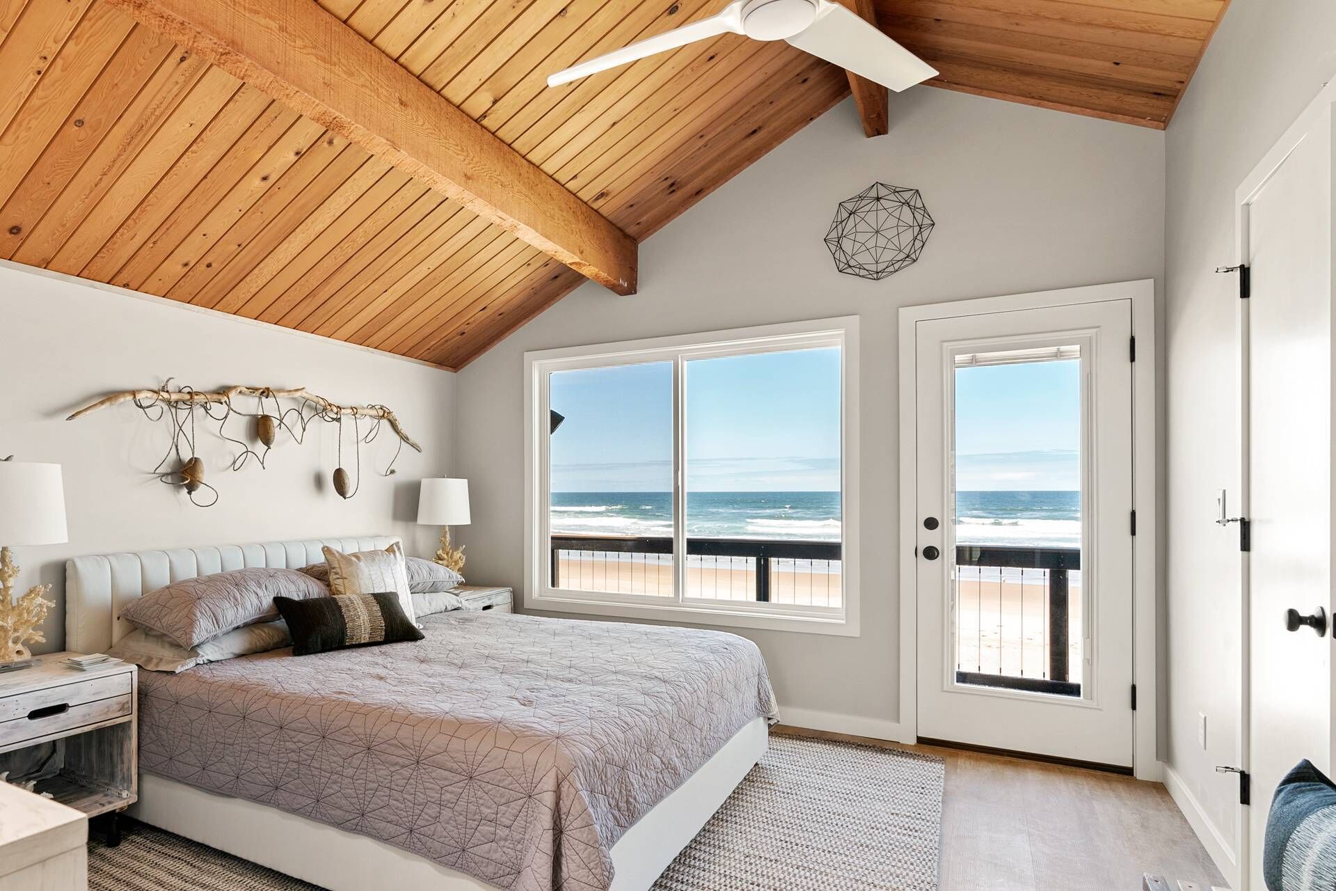 4 chambres, lit parapluie, Wi-Fi gratuit, draps fournis