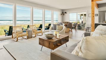 TV connectée, cheminée, baby-foot, table de tennis de table