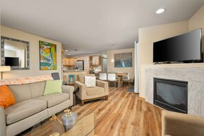 Unclassified image, 4 of 38, button