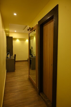 Suite Room with Bathtub - The Citi Residenci Hotel, Bidhannagar (Durgapur)