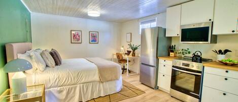 1 habitación, escritorio, tabla de planchar con plancha y wifi gratis