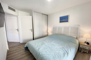 2 slaapkamers, een strijkplank/strijkijzer, gratis wifi